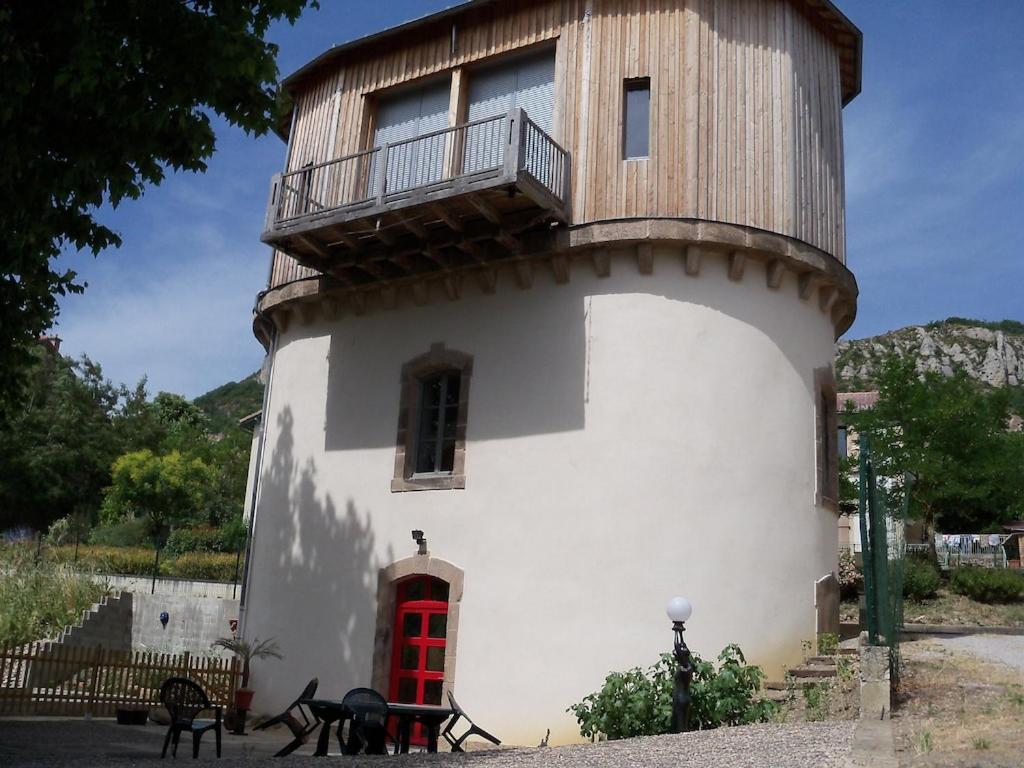 Chateau D'Eau Logement Insolite Tournemire  Buitenkant foto